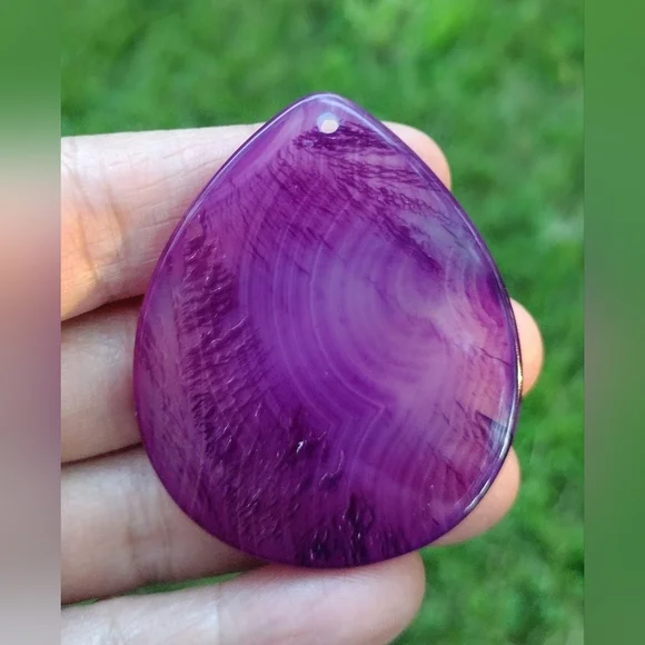 Large Purple Agate Teardrop Pendant Gemstone - Picture 2 of 2